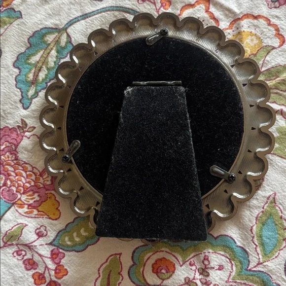 Pier 1 Ornate Pearl and Bronze Round Frame - Picture 2 of 3